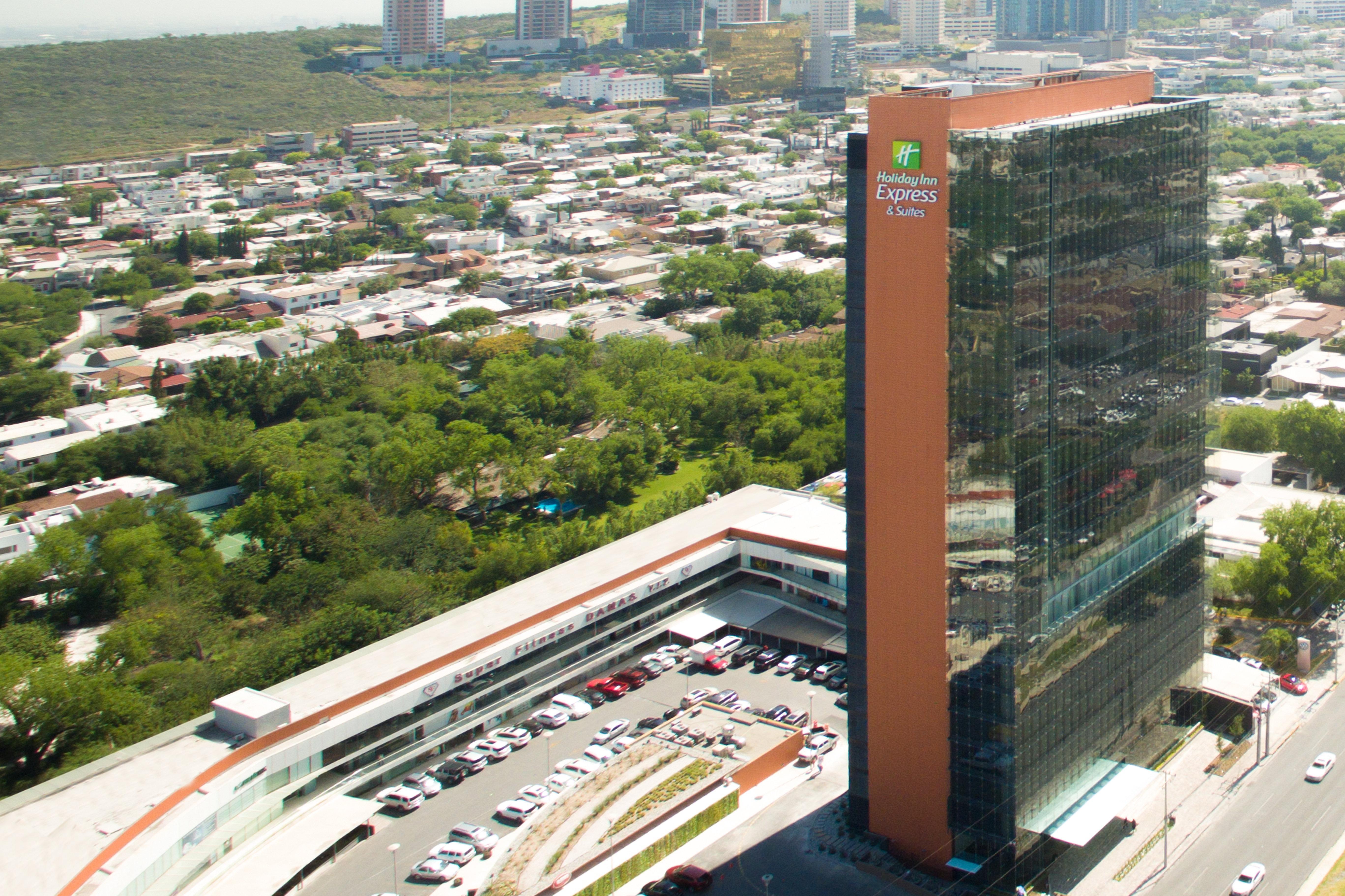 Holiday Inn Express & Suites Monterrey Valle By Ihg San Pedro Garza Garcia Ngoại thất bức ảnh