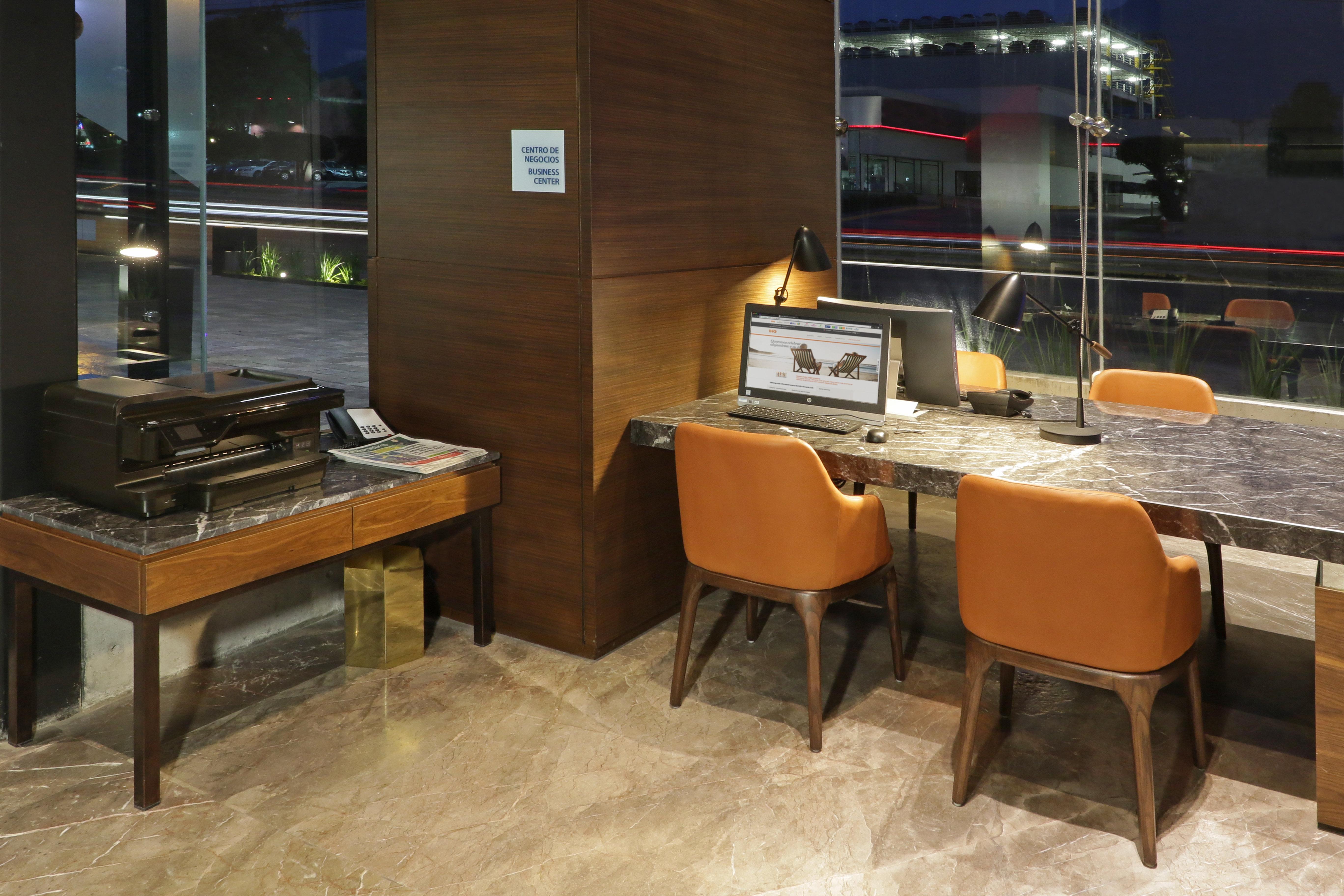 Holiday Inn Express & Suites Monterrey Valle By Ihg San Pedro Garza Garcia Ngoại thất bức ảnh