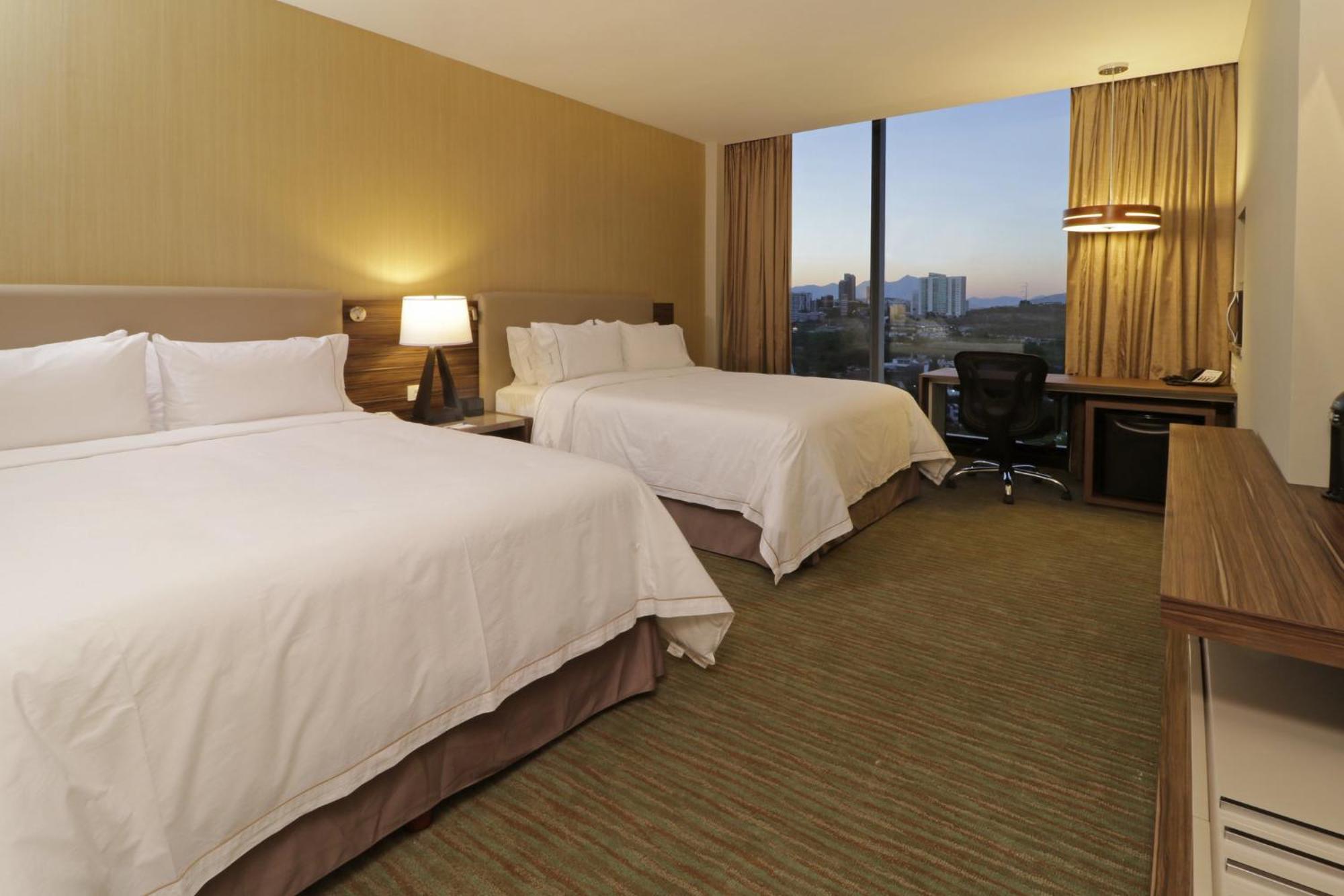 Holiday Inn Express & Suites Monterrey Valle By Ihg San Pedro Garza Garcia Ngoại thất bức ảnh
