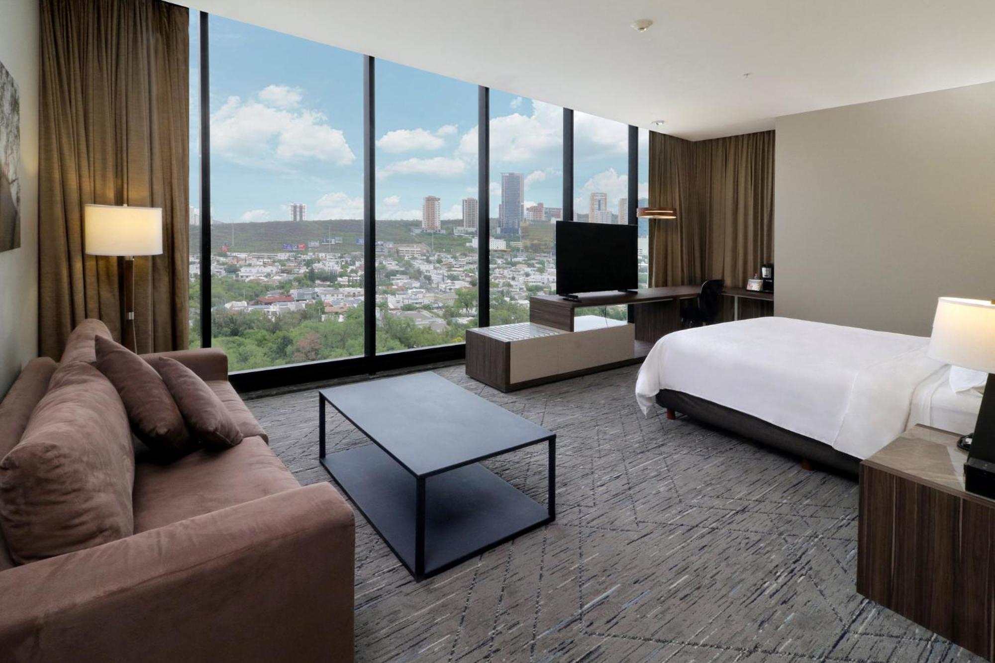 Holiday Inn Express & Suites Monterrey Valle By Ihg San Pedro Garza Garcia Ngoại thất bức ảnh