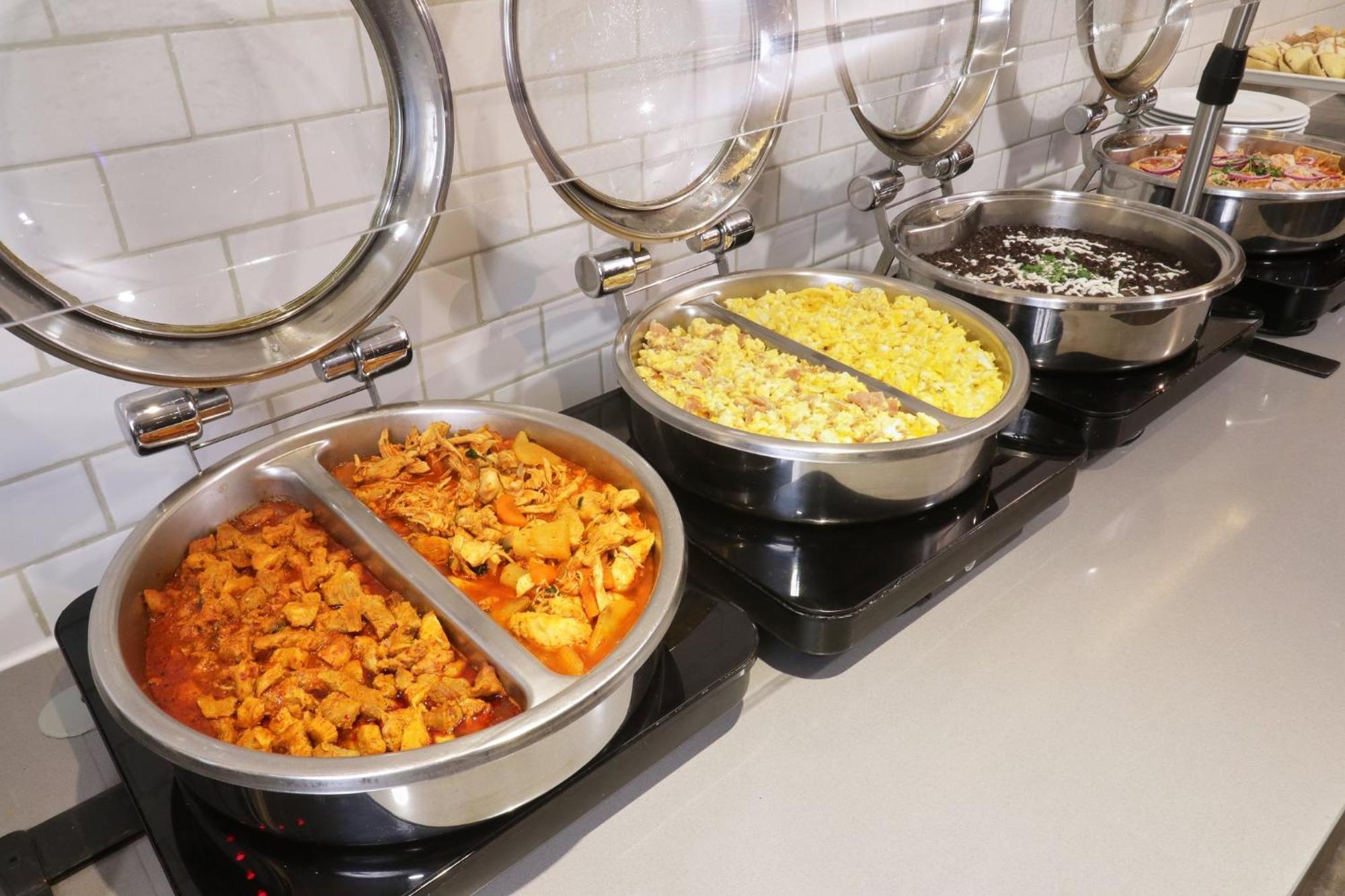 Holiday Inn Express & Suites Monterrey Valle By Ihg San Pedro Garza Garcia Ngoại thất bức ảnh