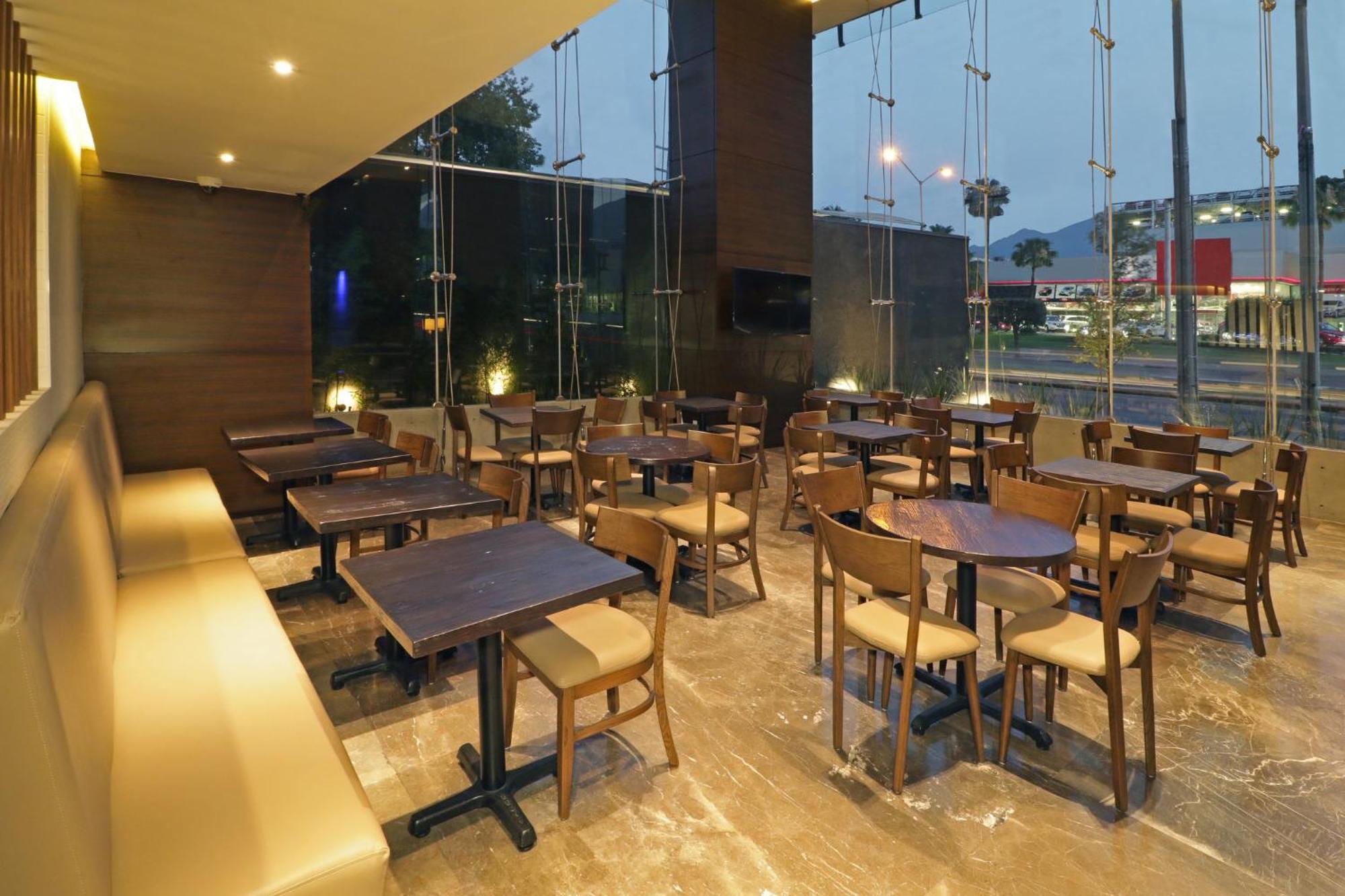Holiday Inn Express & Suites Monterrey Valle By Ihg San Pedro Garza Garcia Ngoại thất bức ảnh