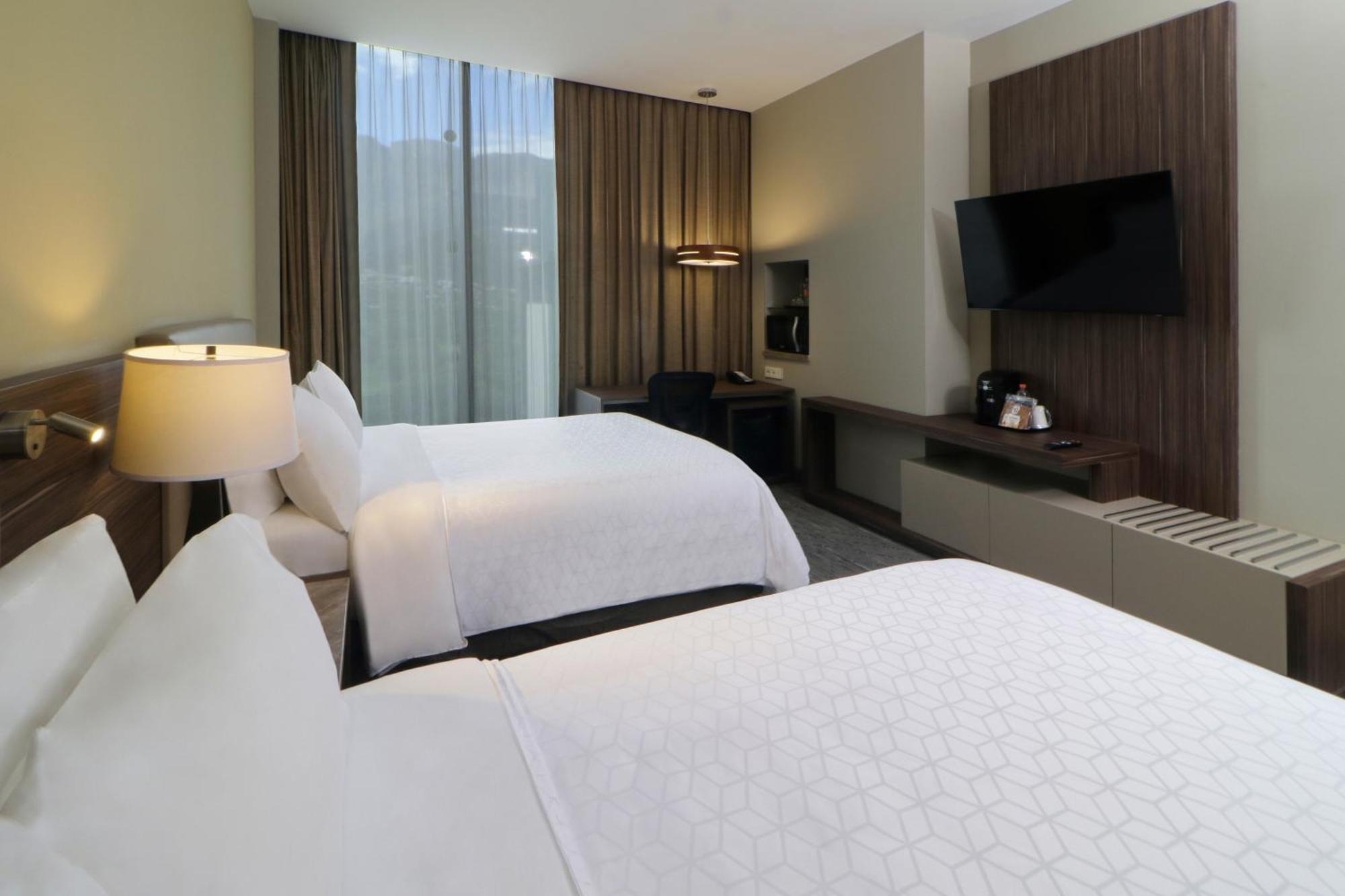 Holiday Inn Express & Suites Monterrey Valle By Ihg San Pedro Garza Garcia Ngoại thất bức ảnh